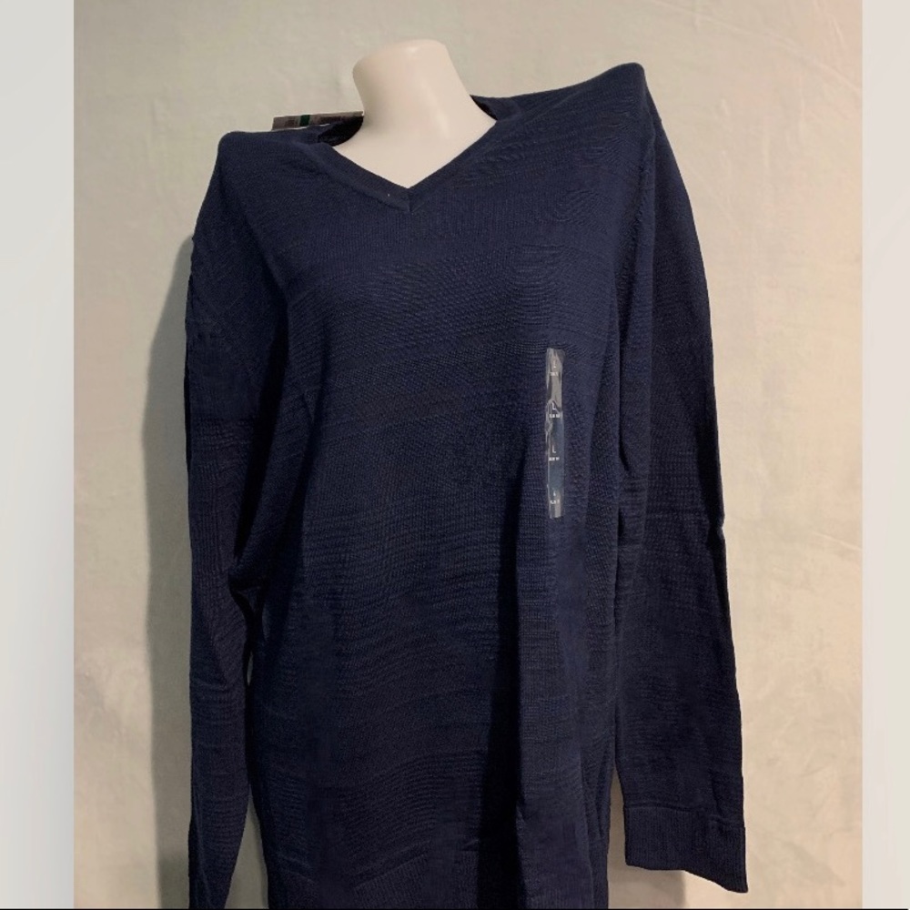 Alfani Mens Slim Fit V-Neck Textured Sweater